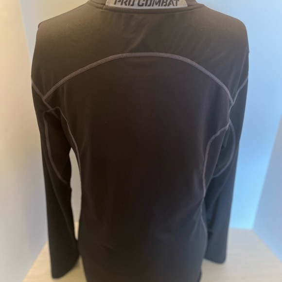 Nike Pro Combat Dri-Fit Shirt Sz S Long Sleeves Black. Ladies/unisex - Picture 2 of 8
